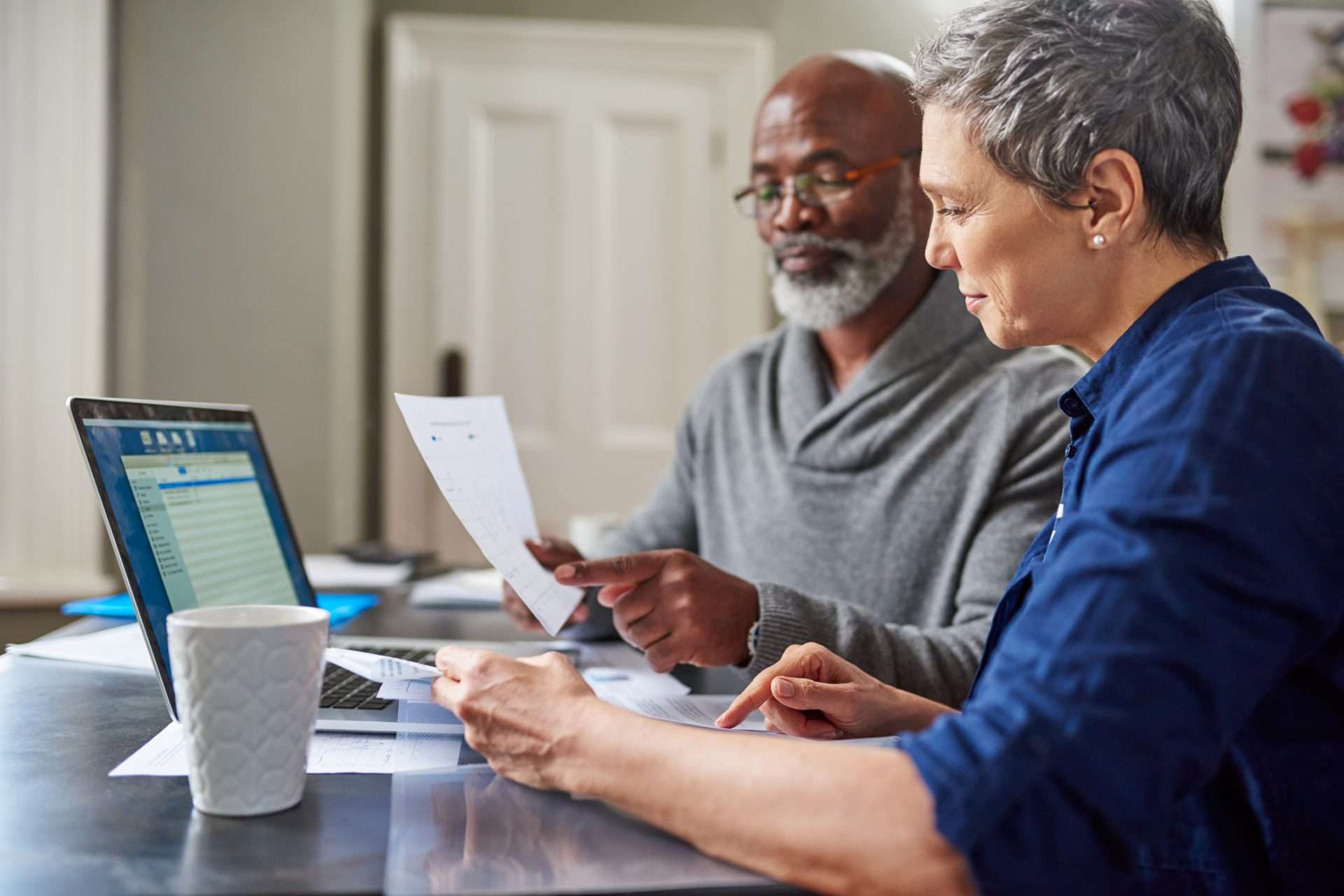 Should I File Jointly with My Spouse?